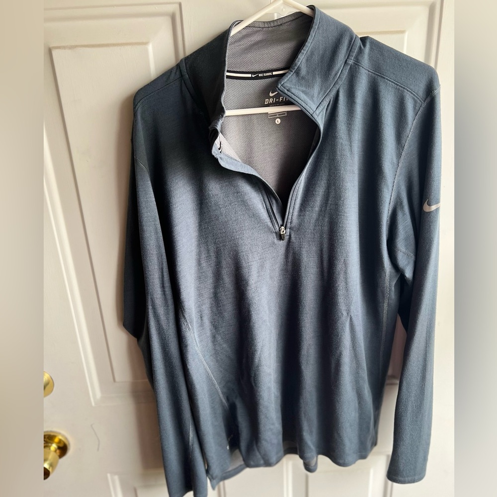 Nike Dry fit long sleeve quarter zip sweater